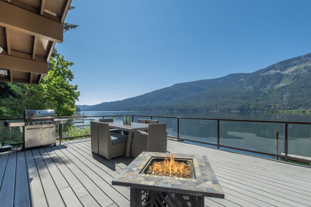 Waterfront Cabin Rentals WA: A stunning view from the deck of a Leavenworth Cabin on Lake Wenatchee.